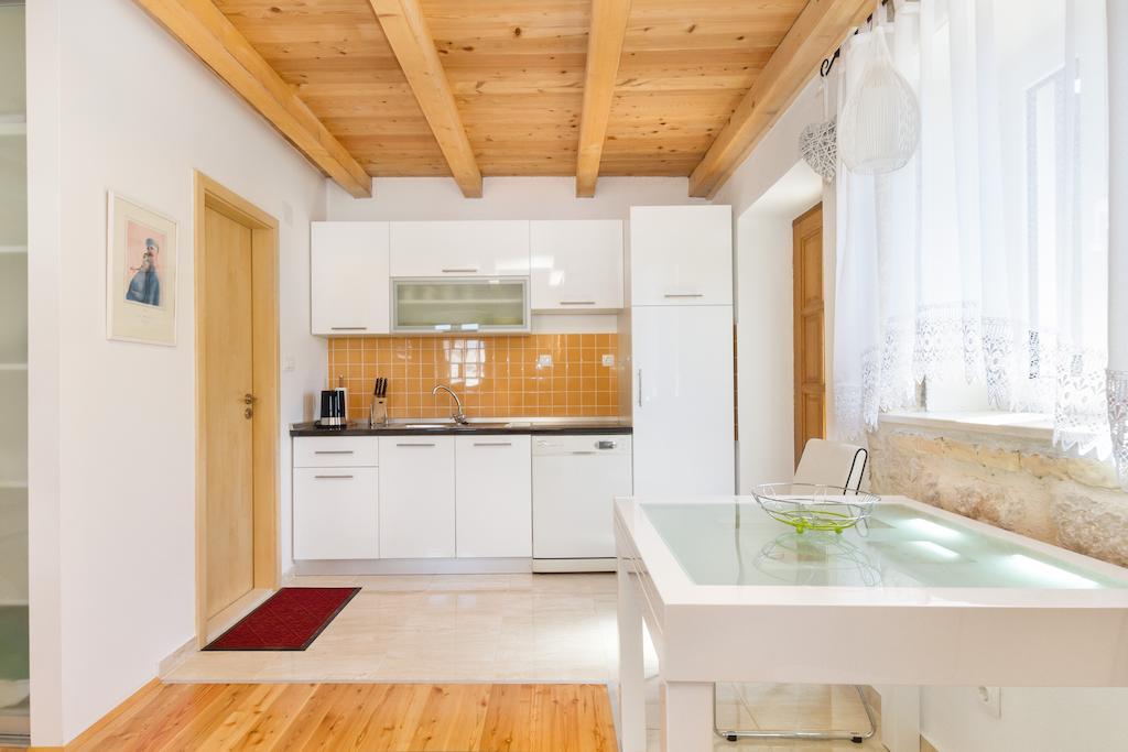 Apartments Vica Шибеник Номер фото