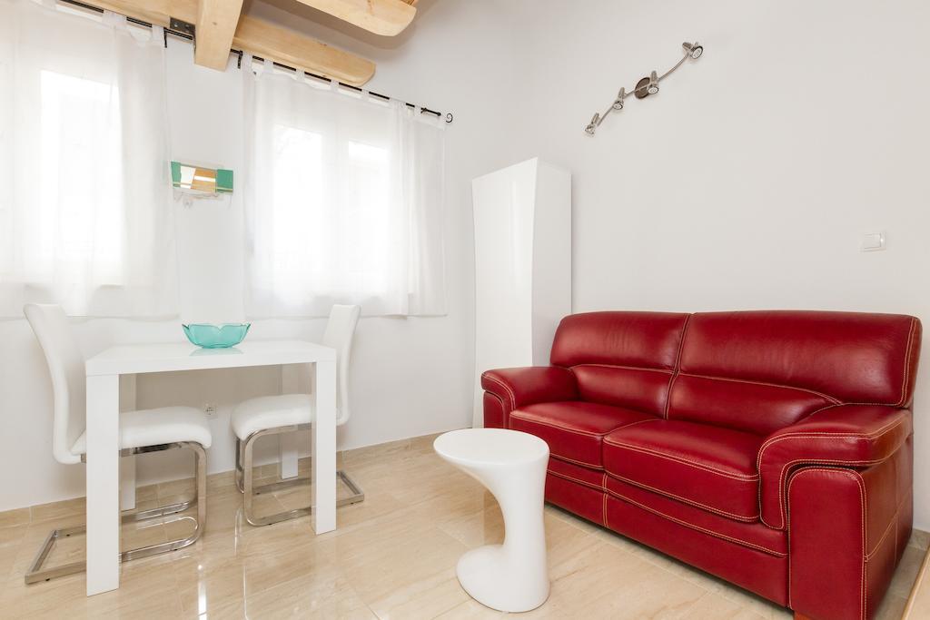 Apartments Vica Шибеник Номер фото